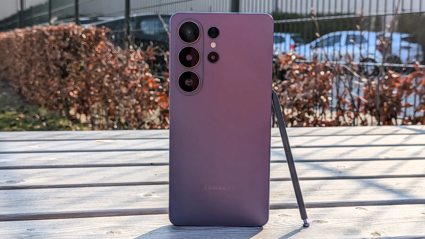 Bright Header S26 Ultra